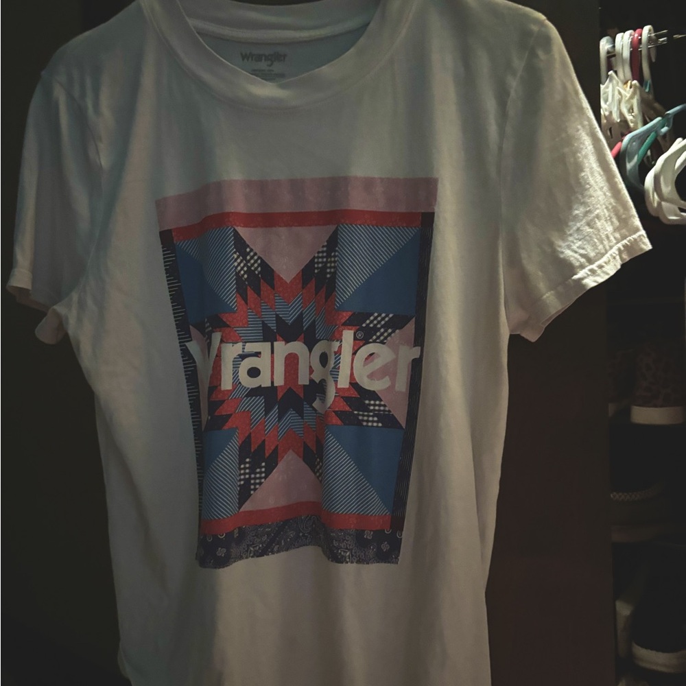 Wrangler White and Blue Graphic Tee